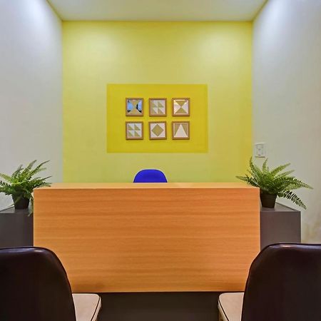 Oyo Home 78047 Alluring Stay Pimpri Pimpri-Chinchwad ภายนอก รูปภาพ