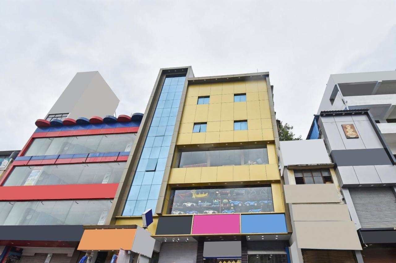 Oyo Home 78047 Alluring Stay Pimpri Pimpri-Chinchwad ภายนอก รูปภาพ